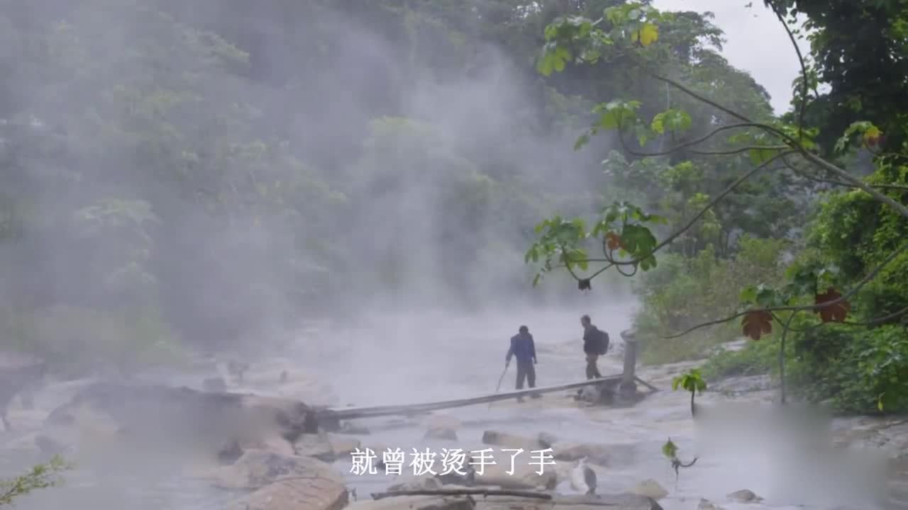 The hottest River in the world is boiling 365 days a year, and all the fish are cooked!