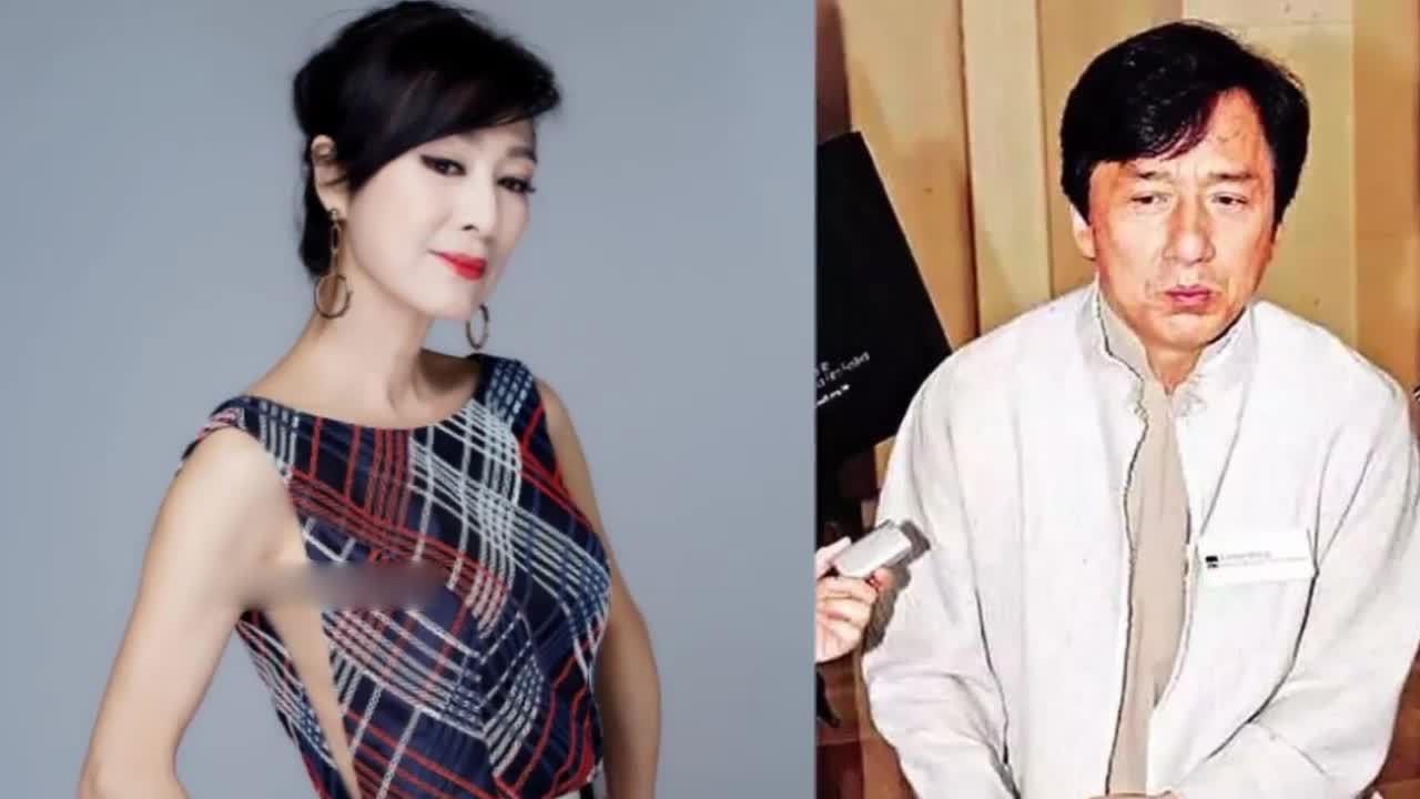 She was chased by Jackie Chan for eight years and then abandoned. Twenty years later, Jackie Chan apologized, but she remained unmarried all her life.