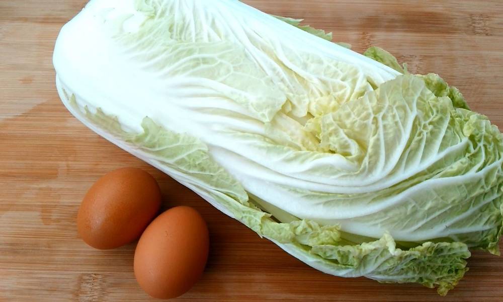 Chinese cabbage and egg lazy way, not fried, not stewed appetizer, more fragrant than meat, the table will be swept away