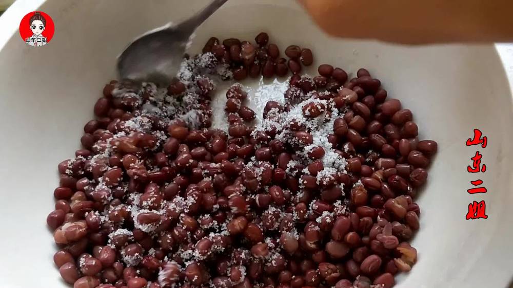 Only after 30 years of living did we know that glutinous rice and red beans were so delicious and nutritious to relieve drooling.