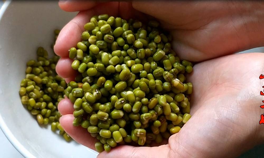 Mung beans should be eaten more in summer, new ways of eating should be taught secretly, simple steps, nutrition and fire should be removed, which is more fragrant than meat.