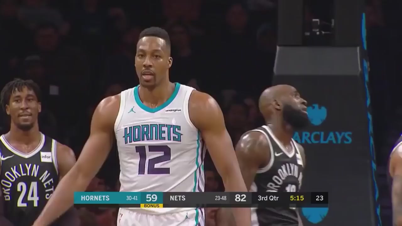 The Los Angeles Lakers are showing interest in Dwight Howard
