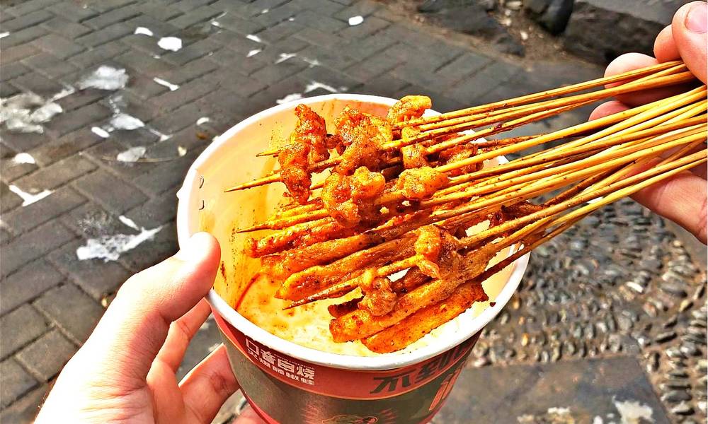 How about a small chicken kebab for 25 yuan?