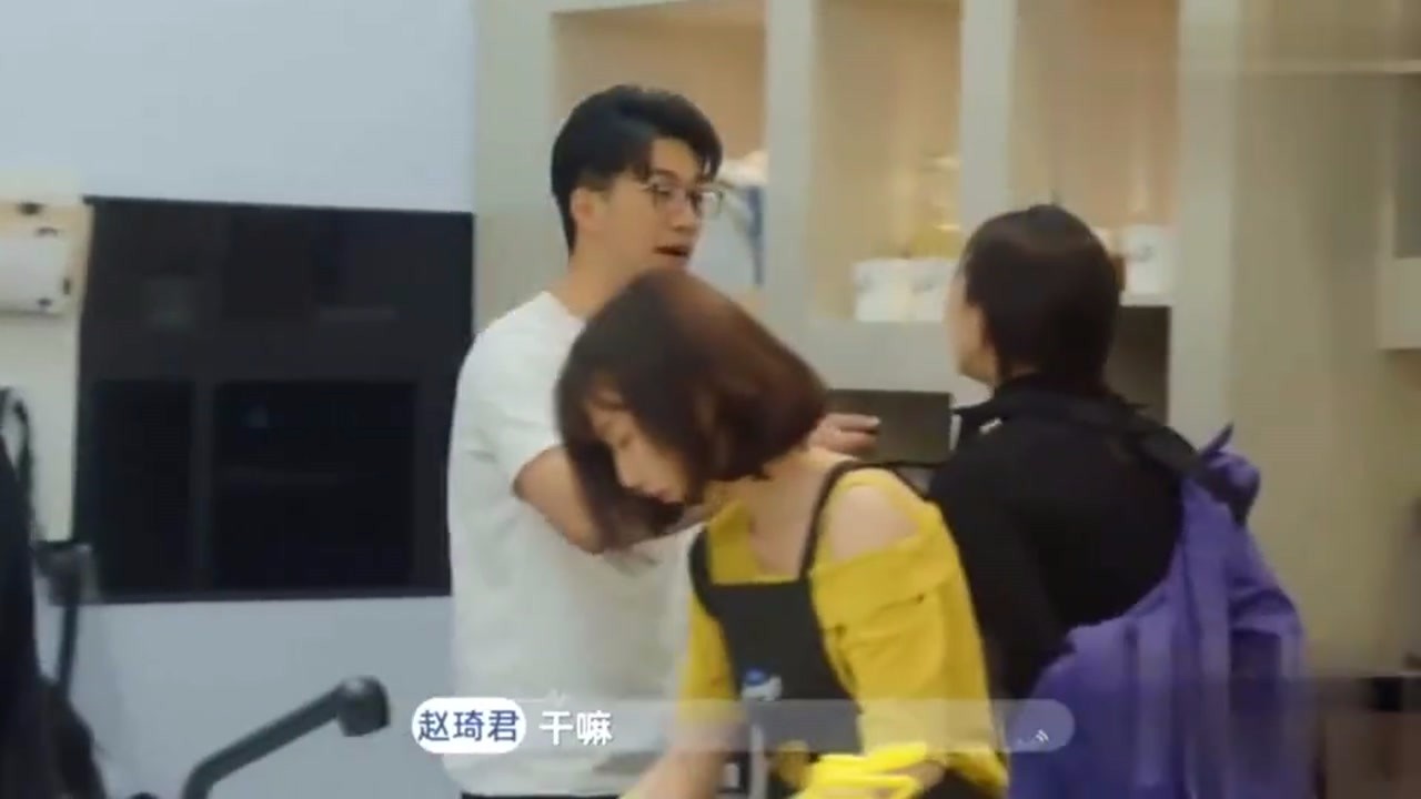Cardiac Signal: Yang Kaiwen's Identity? Wu Xiangwei's reaction was too sweet to refuse Zhao Qijun's offer.