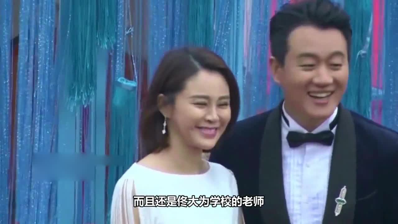 Tong Da-yue celebrated 12 years of certification for Guan Yue. Dating in a couple's costume was sweet as falling in love.