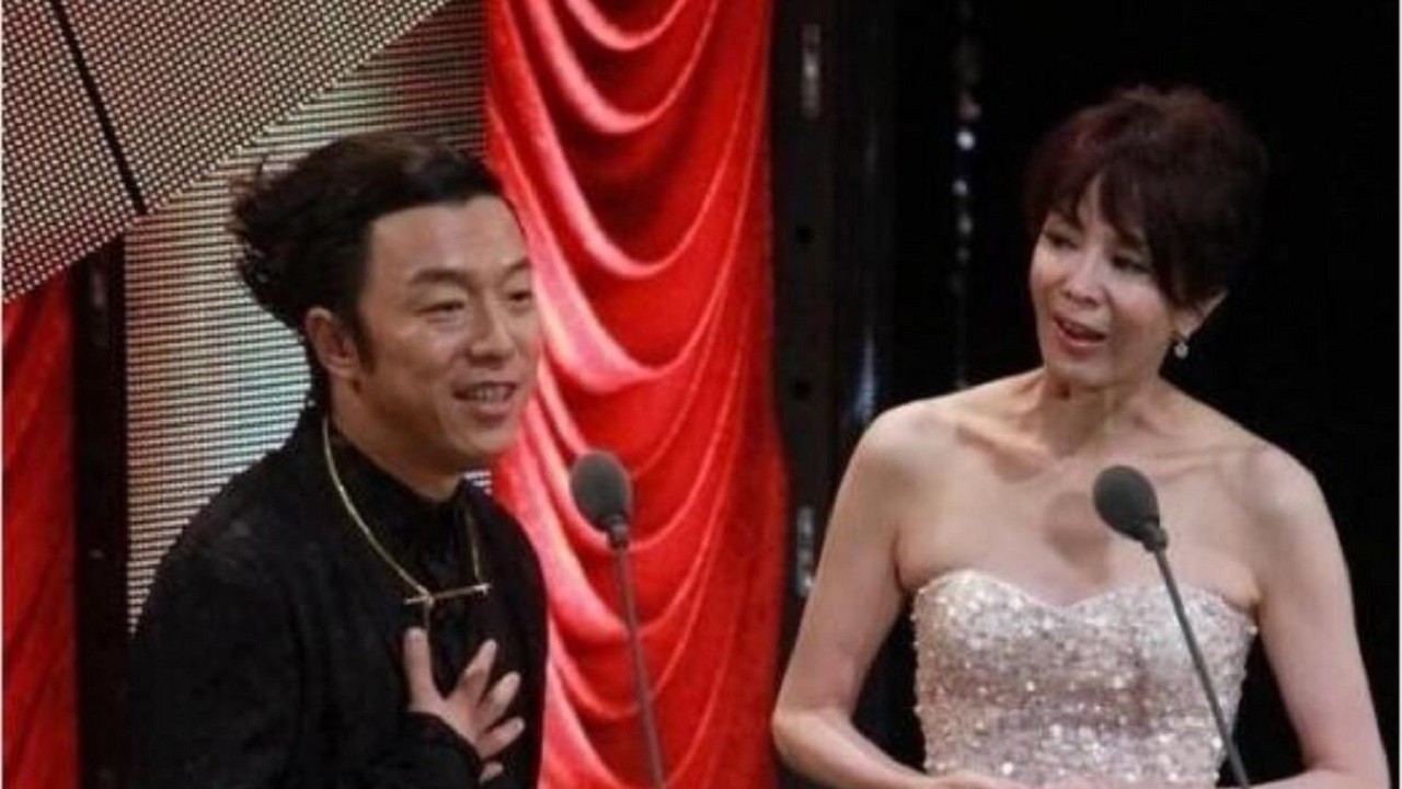 Taiwan's well-known host, who insulted Andy Lau, was returned by Huang and Bo on the spot.