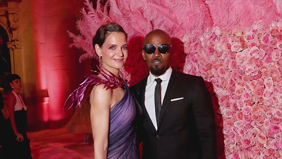 Jamie Foxx and Katie Holmes ended their 6 years relationship.