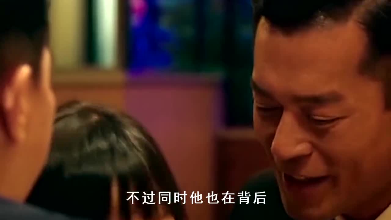The conversation between the two apostles, Zhang Jiahui and Gu Zi, was so heated that they couldn't help watching it five times. It was so exciting.