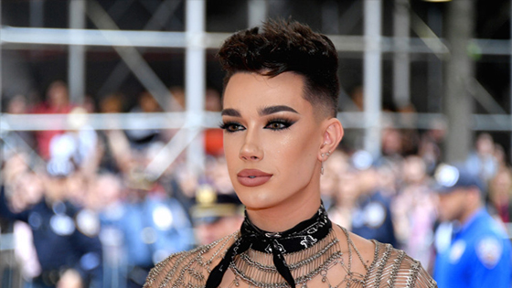 James Charles sent nude photo on after getting hacked.