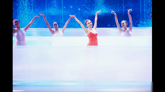 Tong Liya hot water dance in I LOVE YOU CHINA opening ceremony