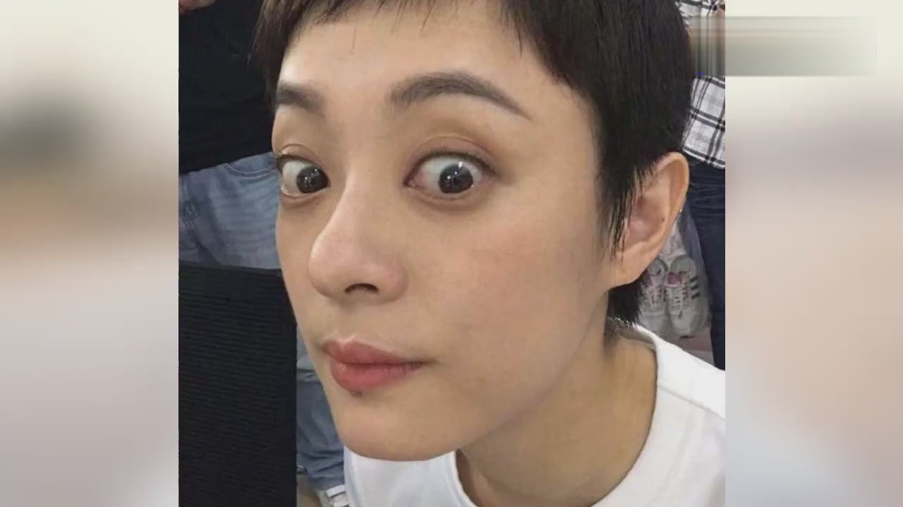 Deng Chao shows the funny photos of sun li on weibo
