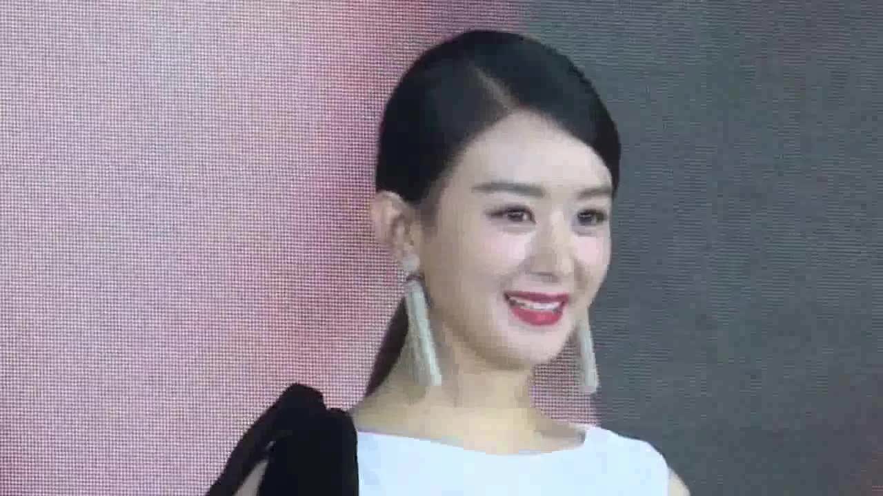 How much influence does pregnancy have on Zhao Liying? The netizens sighed at the state of the picture