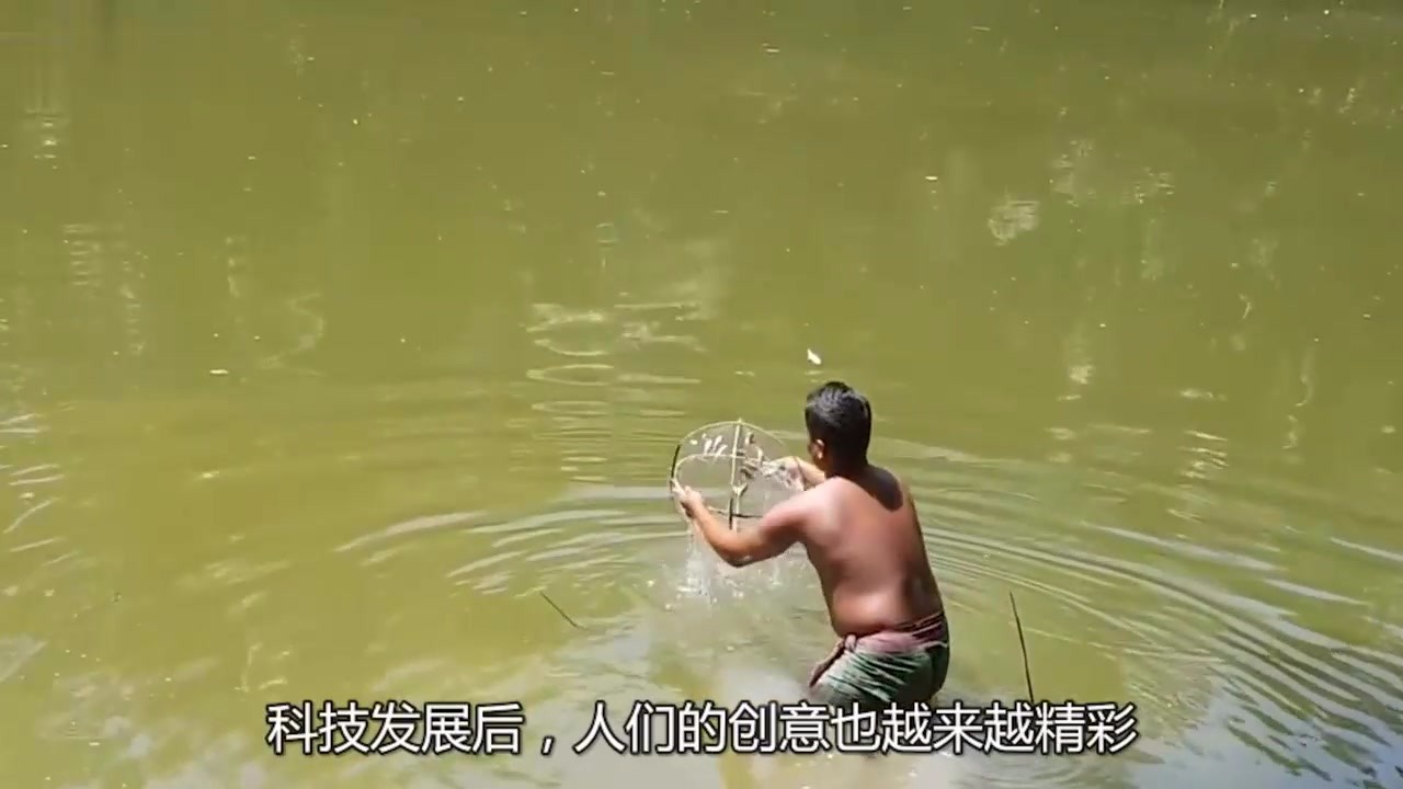 Fully automatic fishing balls made of bamboo can be harvested in large quantities as soon as they are caught. It's really exciting.