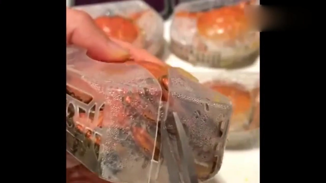 See what the real crab is. Open it and regret buying less.