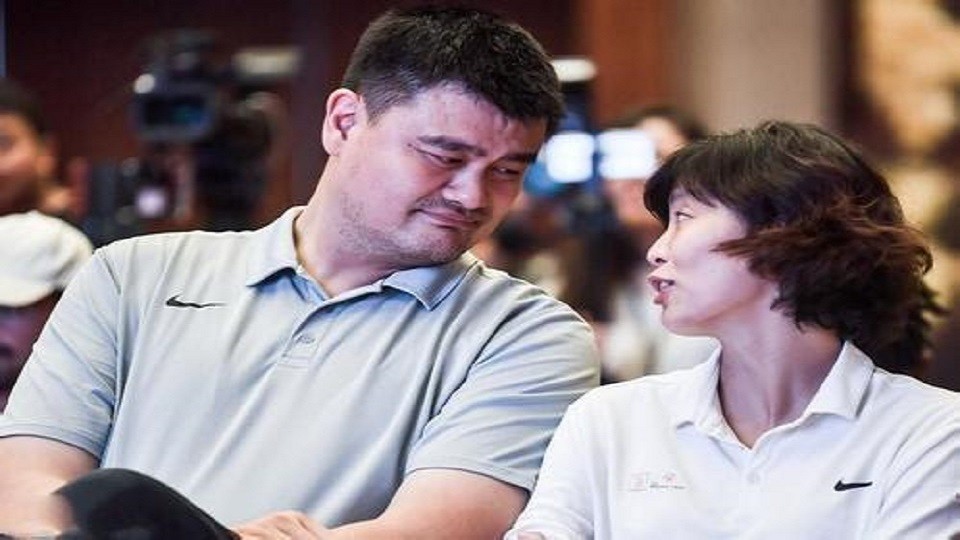 How does Yao Ming feel when he marries 400 jin? Ye Li dared to reveal her private life, and Yao Ming could not laugh or cry.