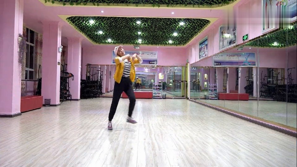 Aerobic fitness dance Salala takes three minutes a day to get you out of shape.