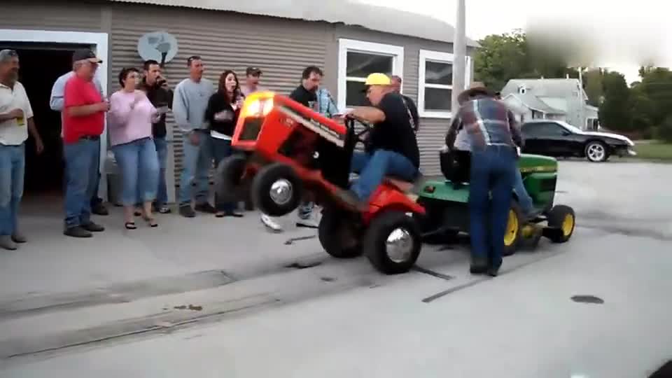 The world's smallest tractor is just beginning to tug of war