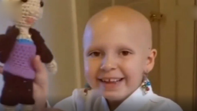 Nine-year-old girl lost her hair somehow. The doctor couldn't find out why, but her mother found something wrong.
