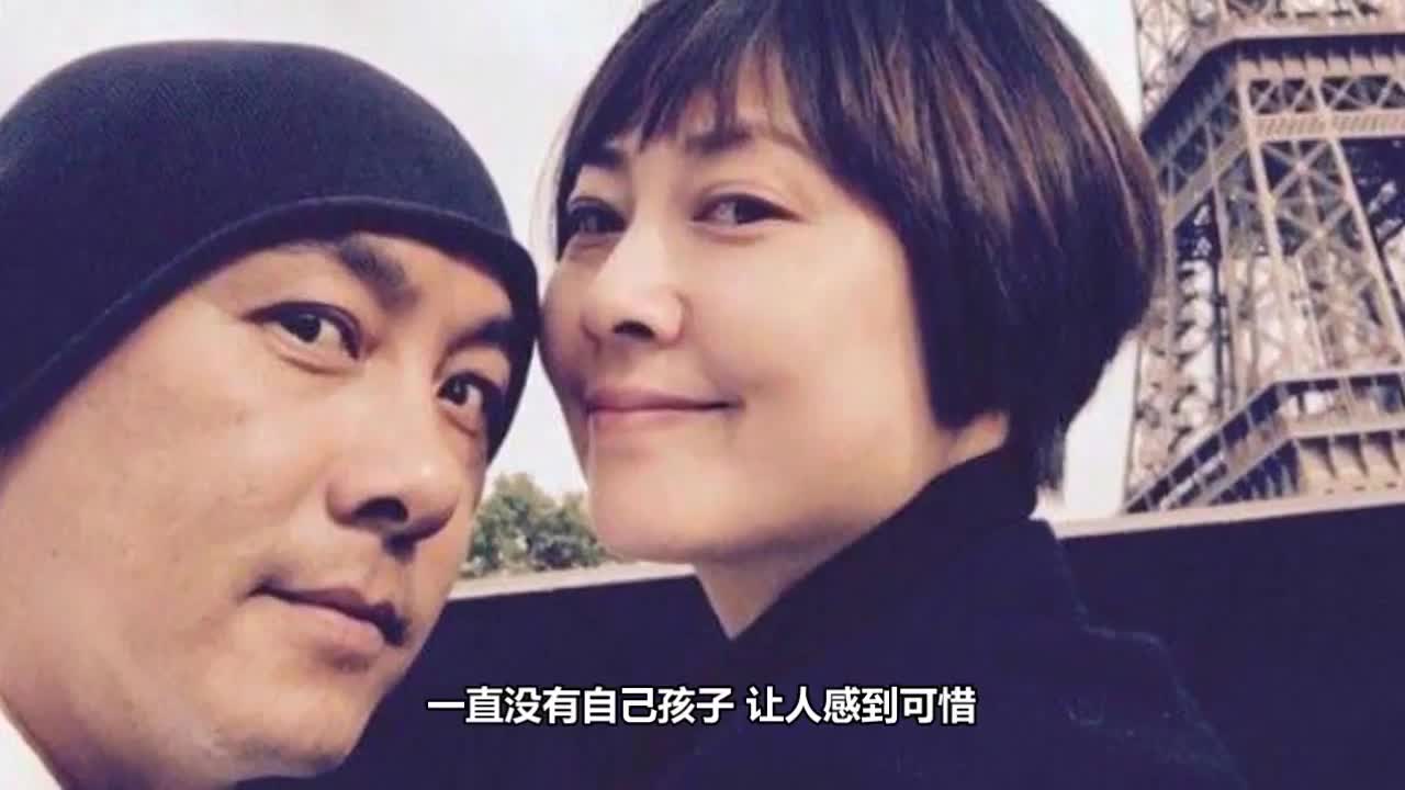 The reason why Zhang Weijian and Zhang Qian, the star couple of "no child", are so embarrassing. When they saw Feng Xiaogang, they said, "Unfortunately."