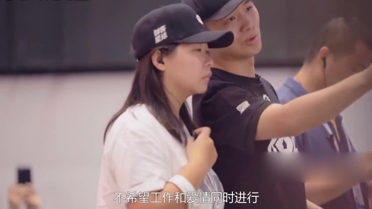 Zhang Heng quarreled with her in front of Zheng Shuang's boyfriend. Netizen: Zheng Shuang's heart aches.