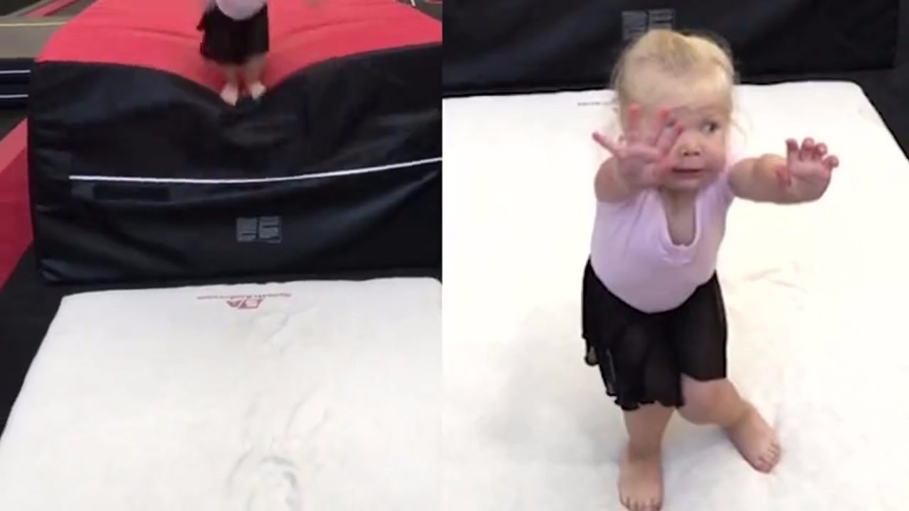 "Gymnastics" girl was caught instantly when she made a mistake! Still proud of poses and stubborn after falling down