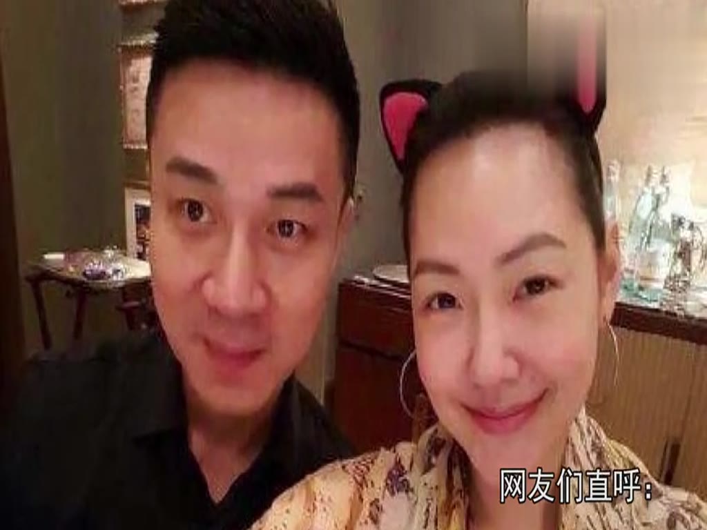 Xiaos Hong Kong and Old Convention Association, commented by netizens: Your husband's eyes are finally on the camera this time.