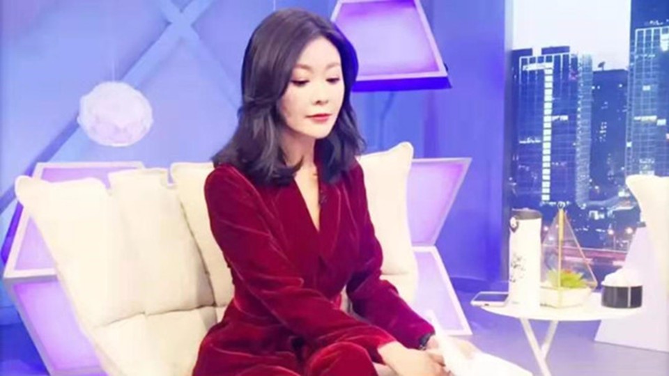 Another famous beauty hostess of CCTV has been exposed to leave? She is familiar to everyone, netizen: What a pity!
