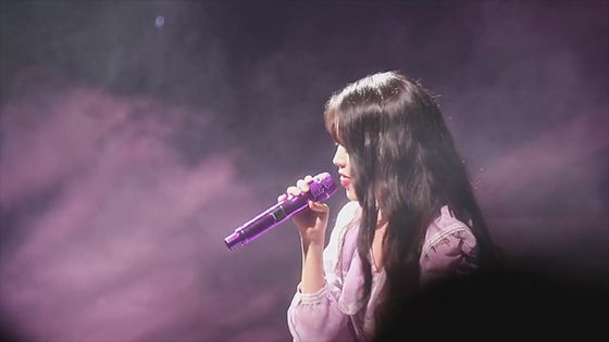 IU sings Hotel Deluna OST Lean On Me and her new song Love,Poem live
