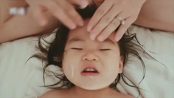 Newborn facial massage- Baby face massage tutorial and benefit.