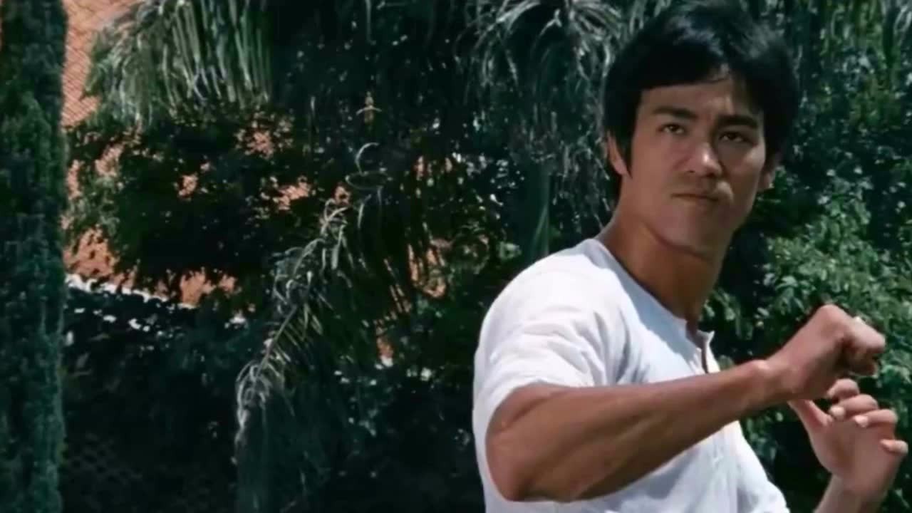 48 years ago, the movie "Lee three feet" was seen as "heaven and earth" in the first kung fu movie.