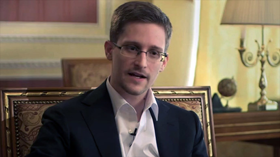 Notorious Edward Snowden apparently tried to find aliens on Joe Rogan