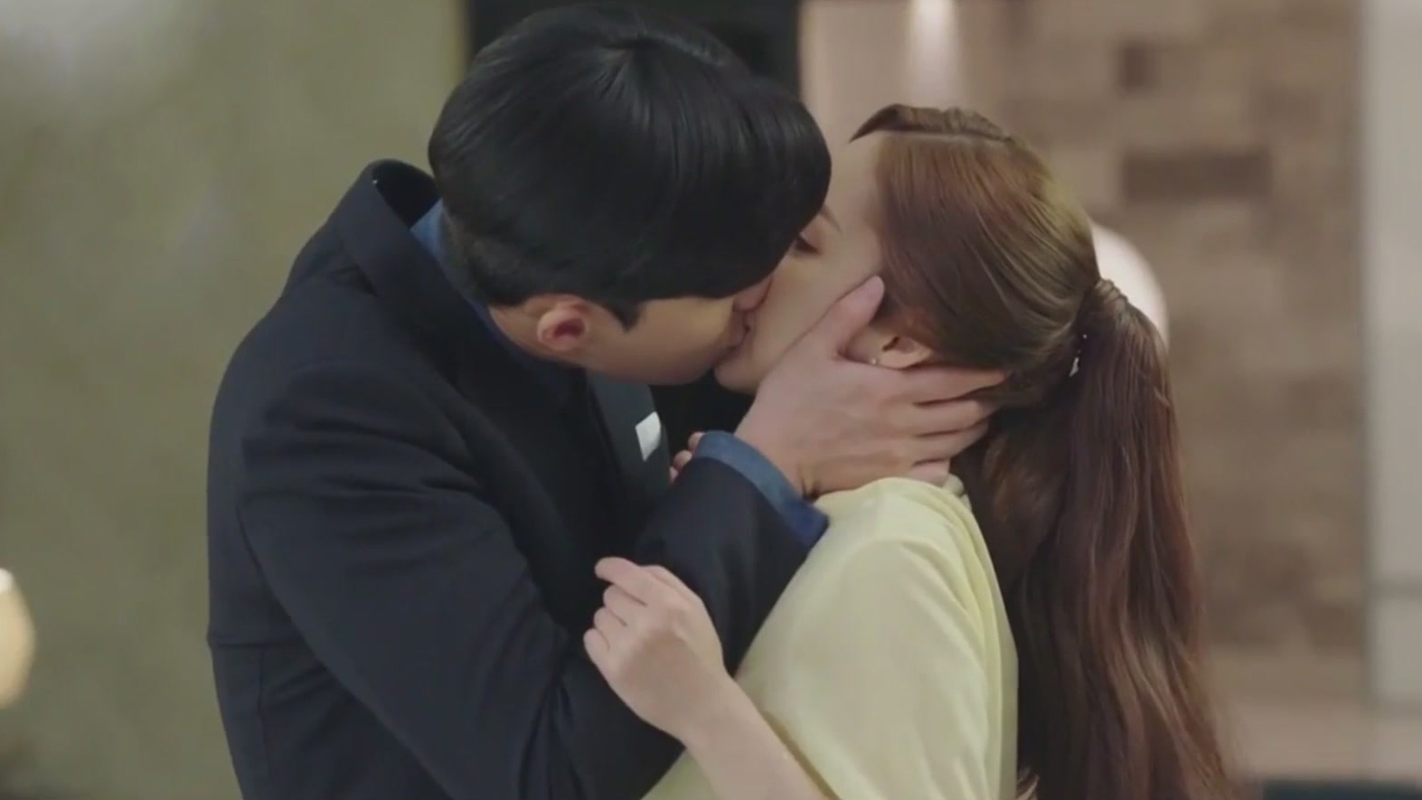 What's Wrong With Secretary Kim - Seo-Joon Park and Min-young Park